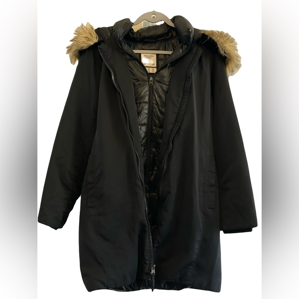 Abercrombie & Fitch Women's Black Hooded Coat with Faux Fur Trim